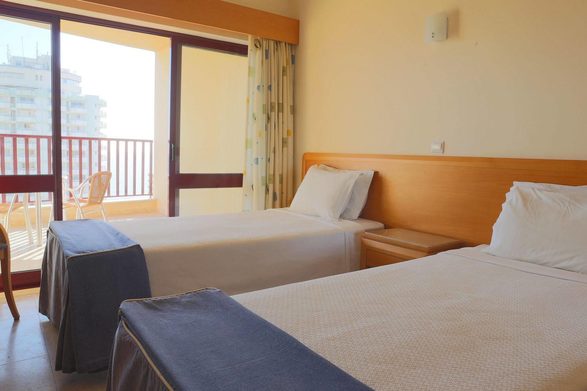 برايا دا روشا Clube Praia Mar Apartamentos Turisticos المظهر الخارجي الصورة