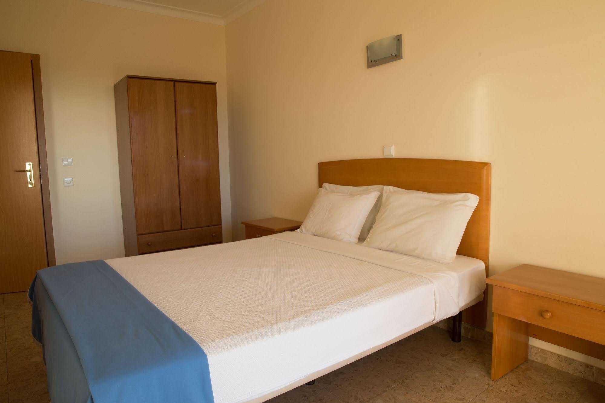 برايا دا روشا Clube Praia Mar Apartamentos Turisticos المظهر الخارجي الصورة