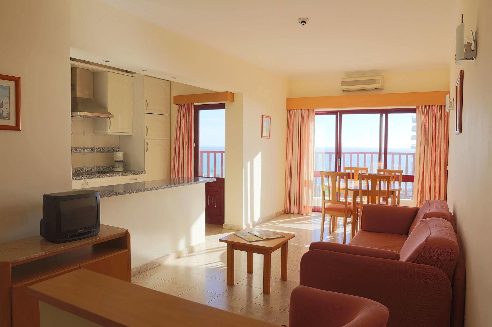 برايا دا روشا Clube Praia Mar Apartamentos Turisticos المظهر الخارجي الصورة