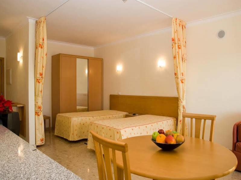 برايا دا روشا Clube Praia Mar Apartamentos Turisticos المظهر الخارجي الصورة